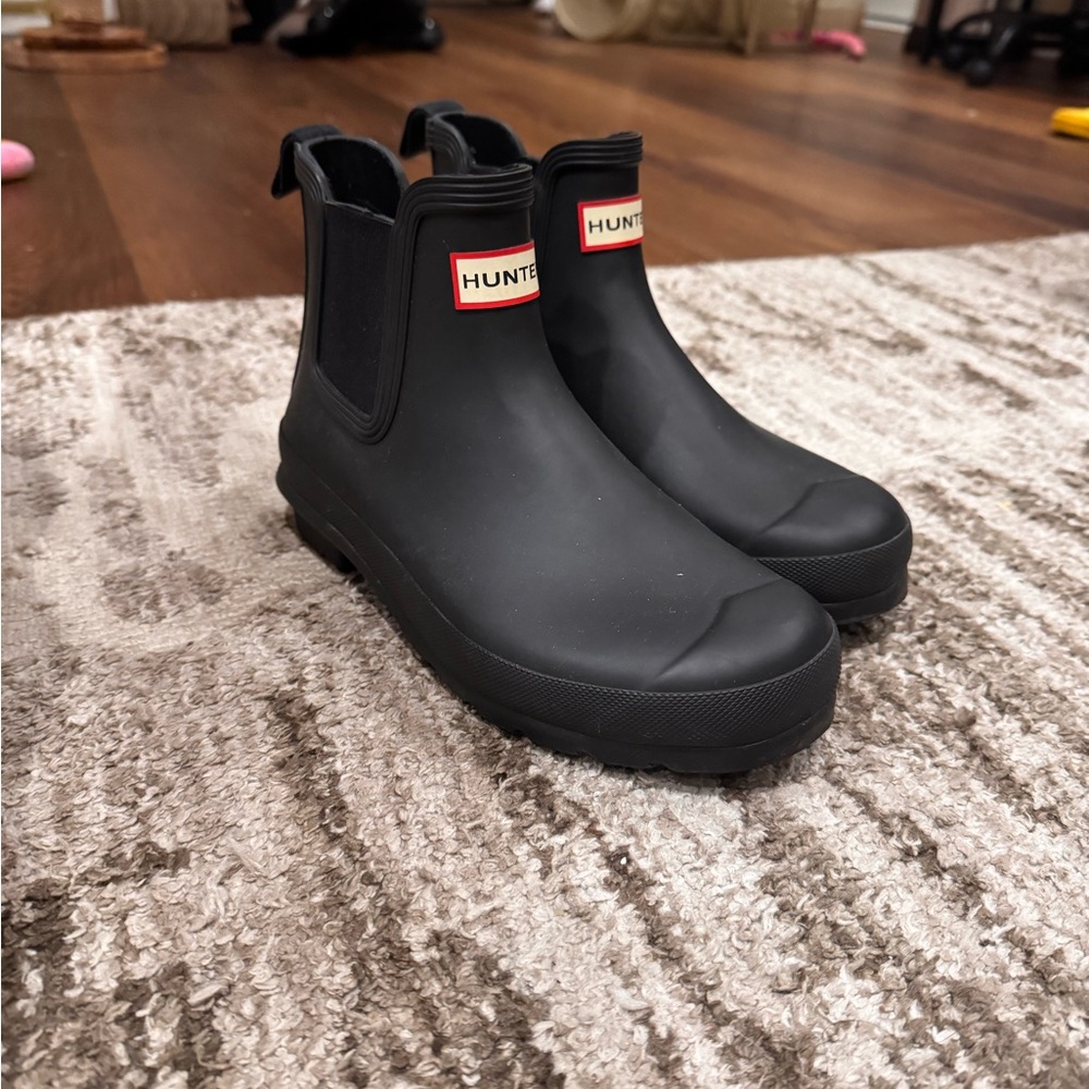 Hunter Classic Black Chelsea Boots